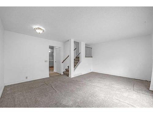 1171 Ranchlands Boulevard Nw, Calgary, AB - Indoor Photo Showing Other Room