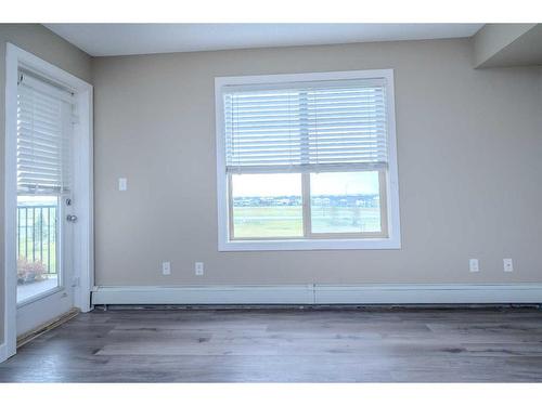 309-355 Taralake Way Ne, Calgary, AB - Indoor Photo Showing Other Room