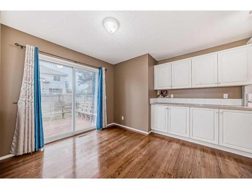 9 Spring Crescent Sw, Calgary, AB - Indoor With Fireplace