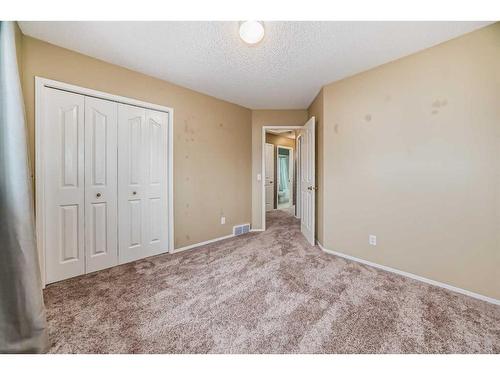 9 Spring Crescent Sw, Calgary, AB - Indoor