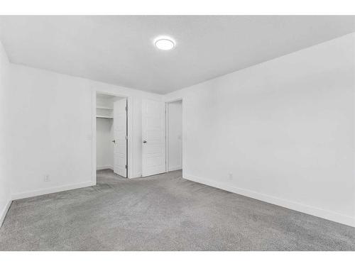 5518 Rundlehorn Drive Ne, Calgary, AB - Indoor Photo Showing Other Room