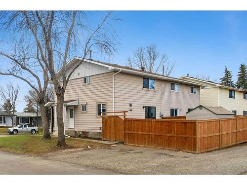 5518 Rundlehorn Drive Ne, Calgary, AB - Outdoor