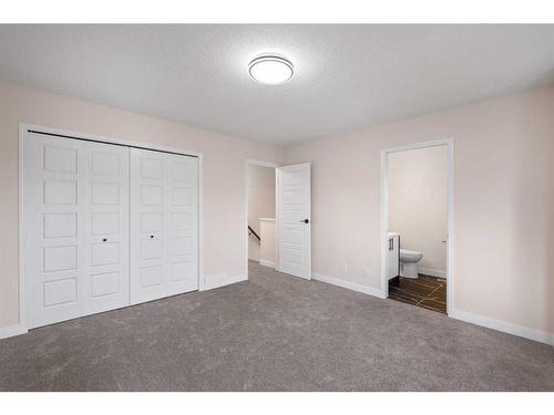 135 Mt Apex Crescent Se, Calgary, AB - Indoor