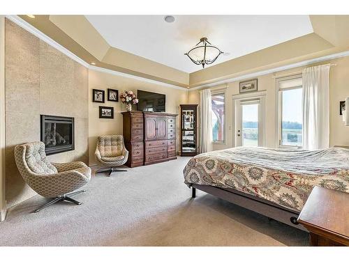 96035 408 Avenue West, Rural Foothills County, AB - Indoor Photo Showing Bedroom