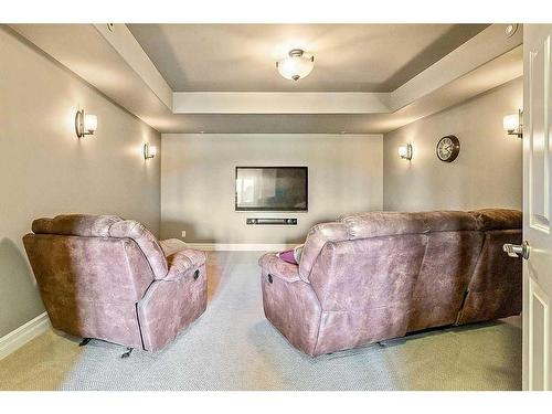 96035 408 Avenue West, Rural Foothills County, AB - Indoor Photo Showing Living Room