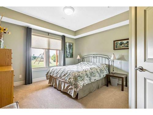 96035 408 Avenue West, Rural Foothills County, AB - Indoor Photo Showing Bedroom