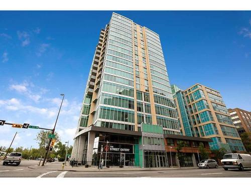 703-888 4 Avenue Sw, Calgary, AB - Outdoor With Facade