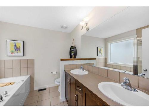 6 Panamount Road Nw, Calgary, AB - Indoor Photo Showing Bathroom