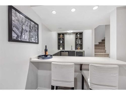 6 Panamount Road Nw, Calgary, AB - Indoor Photo Showing Kitchen