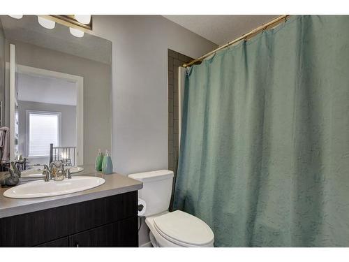 208 Legacy Crescent Se, Calgary, AB - Indoor Photo Showing Bathroom