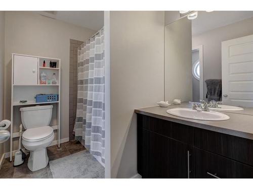 208 Legacy Crescent Se, Calgary, AB - Indoor Photo Showing Bathroom