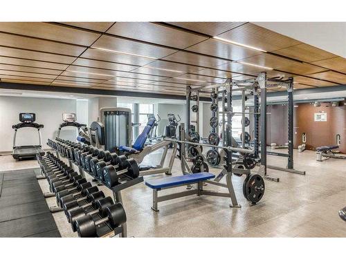 1108-1122 3 Street Se, Calgary, AB - Indoor Photo Showing Gym Room