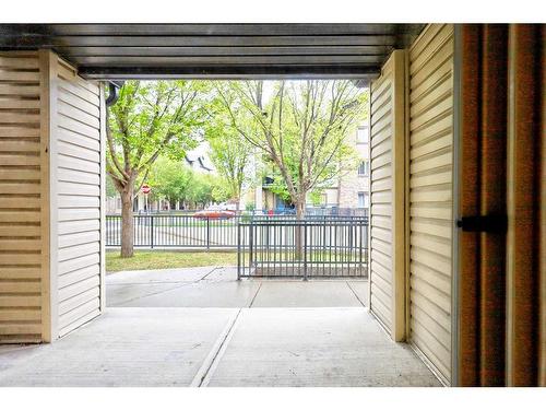 2113-16969 24 Street Sw, Calgary, AB - Outdoor With Exterior