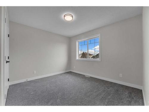 118 Springmere Drive, Chestermere, AB - Indoor Photo Showing Other Room