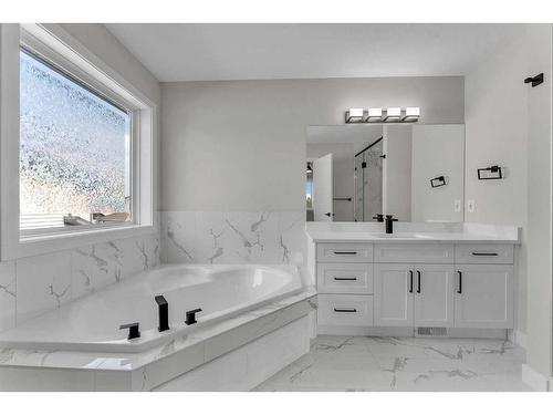 118 Springmere Drive, Chestermere, AB - Indoor Photo Showing Bathroom