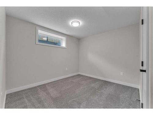 118 Springmere Drive, Chestermere, AB - Indoor Photo Showing Other Room