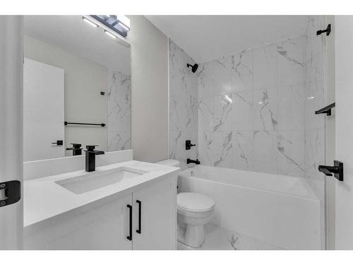 118 Springmere Drive, Chestermere, AB - Indoor Photo Showing Bathroom