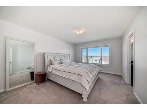 88 Nolancrest Green Nw, Calgary, AB - Indoor Photo Showing Bedroom