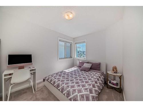 88 Nolancrest Green Nw, Calgary, AB - Indoor Photo Showing Bedroom