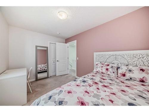 88 Nolancrest Green Nw, Calgary, AB - Indoor Photo Showing Bedroom