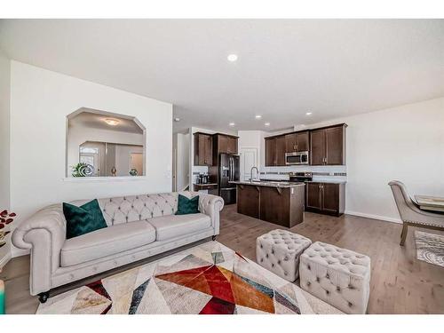 88 Nolancrest Green Nw, Calgary, AB - Indoor Photo Showing Living Room