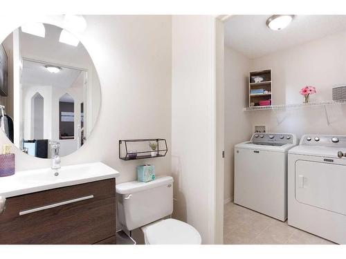 239 Citadel Meadow Bay Nw, Calgary, AB - Indoor Photo Showing Laundry Room