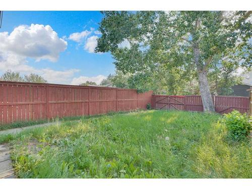 55 Falbury Crescent Ne, Calgary, AB - Outdoor