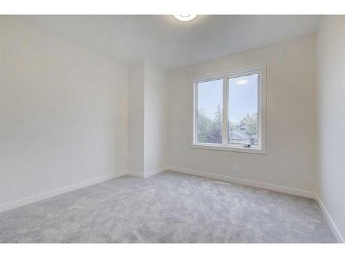 2827 Cocrane Road Nw, Calgary, AB - Indoor Photo Showing Other Room