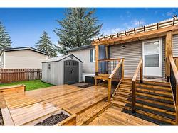 7-3223 83 Street NW Calgary, AB T3B 5N7