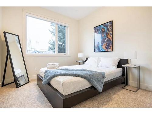 2433 30 Street Sw, Calgary, AB - Indoor Photo Showing Bedroom