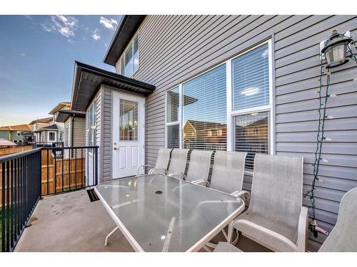 118 Bayview Street Sw, Airdrie, AB - Outdoor