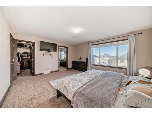 118 Bayview Street Sw, Airdrie, AB - Indoor Photo Showing Bedroom