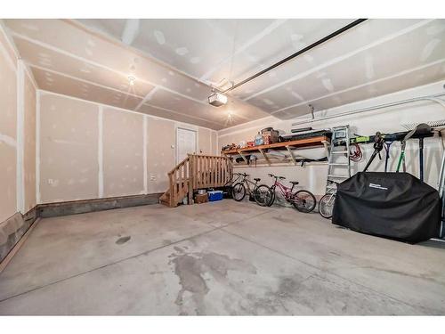 118 Bayview Street Sw, Airdrie, AB - Indoor Photo Showing Garage