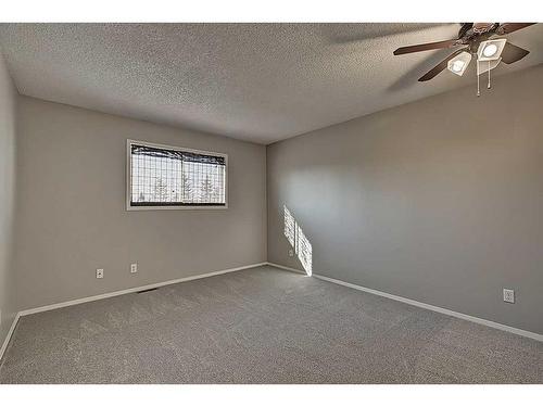 135 Erin Meadow Green Se, Calgary, AB - Indoor Photo Showing Other Room