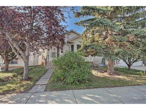 135 Erin Meadow Green Se, Calgary, AB - Outdoor