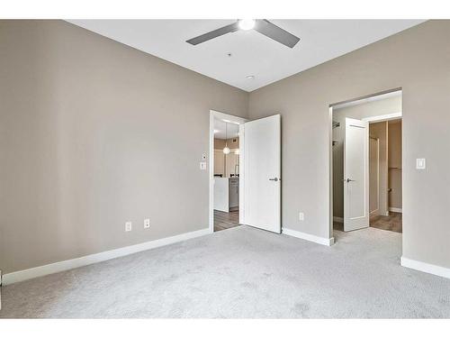 115-40 Walgrove Walk Se, Calgary, AB - Indoor Photo Showing Other Room