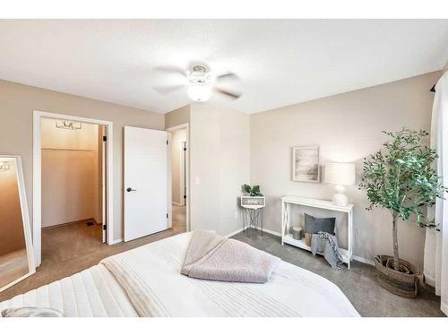 124 Everstone Place Sw, Calgary, AB - Indoor Photo Showing Bedroom