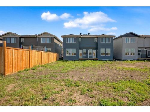 1427 Aldrich Place, Carstairs, AB - Outdoor