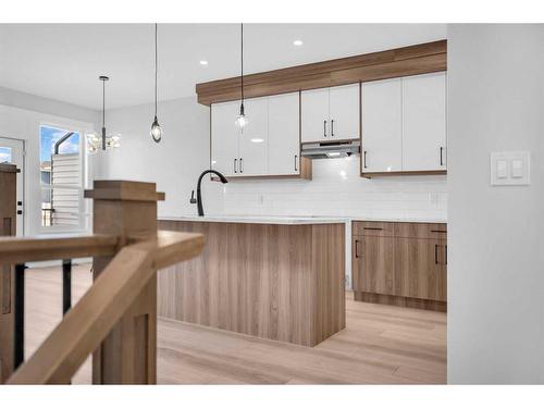 1421 Aldrich Place, Carstairs, AB - Indoor Photo Showing Kitchen