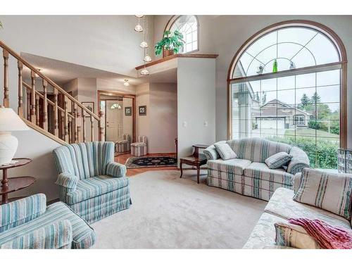 246 Douglas Ridge Mews Se, Calgary, AB - Indoor Photo Showing Living Room