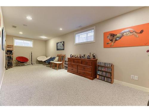 303 Royal Birch View Nw, Calgary, AB - Indoor Photo Showing Basement