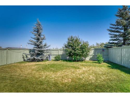 303 Royal Birch View Nw, Calgary, AB - Outdoor With Backyard