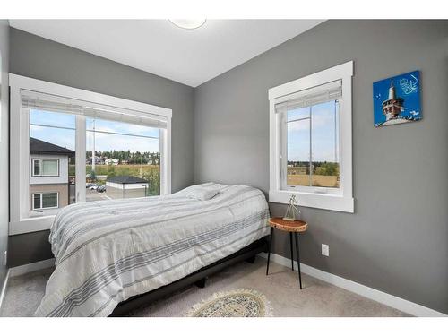 1101-5305 32 Avenue Sw, Calgary, AB - Indoor Photo Showing Bedroom