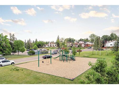 1101-5305 32 Avenue Sw, Calgary, AB - Outdoor With View