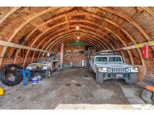 201030 Rr251, Rural Vulcan County, AB - Indoor Photo Showing Garage