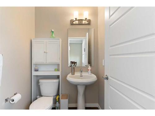 510 Panatella Walk Nw, Calgary, AB - Indoor Photo Showing Bathroom