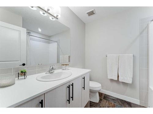 259 Legacy Common Se, Calgary, AB - Indoor Photo Showing Bathroom