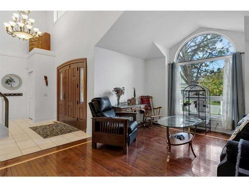 34 Sun Harbour Way Se, Calgary, AB - Indoor Photo Showing Dining Room