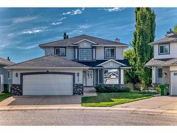 529 diamond court Court  Calgary, AB T2J 7C8