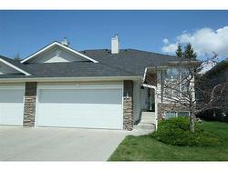 35 Wentworth Gardens SW Calgary, AB T3H 4L7